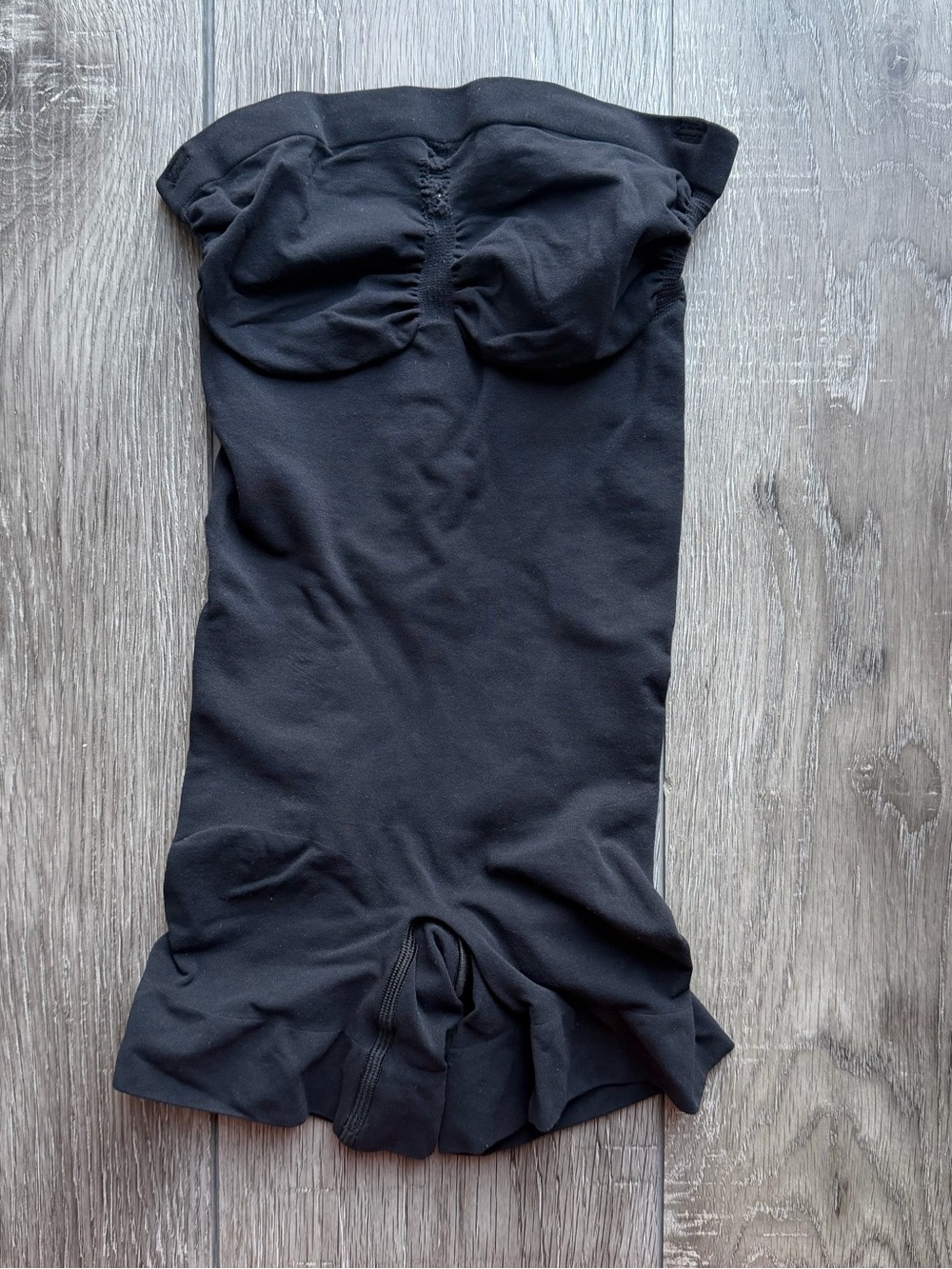 SKIMS Strapless Sculpting Mid-Thigh Bodysuit Black – Size XS